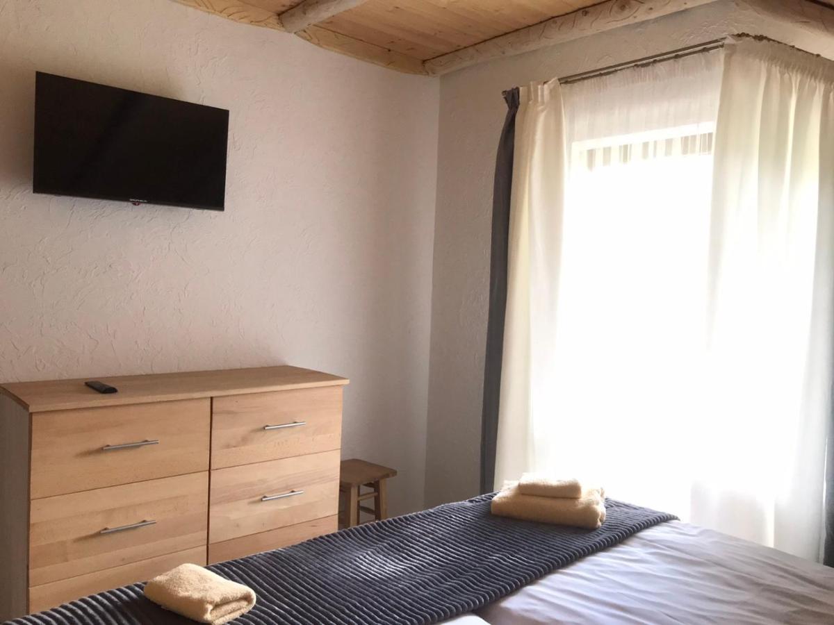 Appartamento Vovna Tatariv Esterno foto