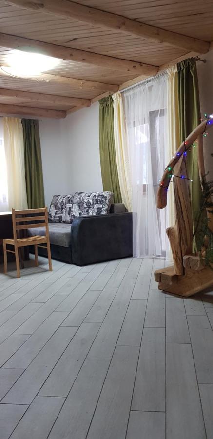 Appartamento Vovna Tatariv Esterno foto