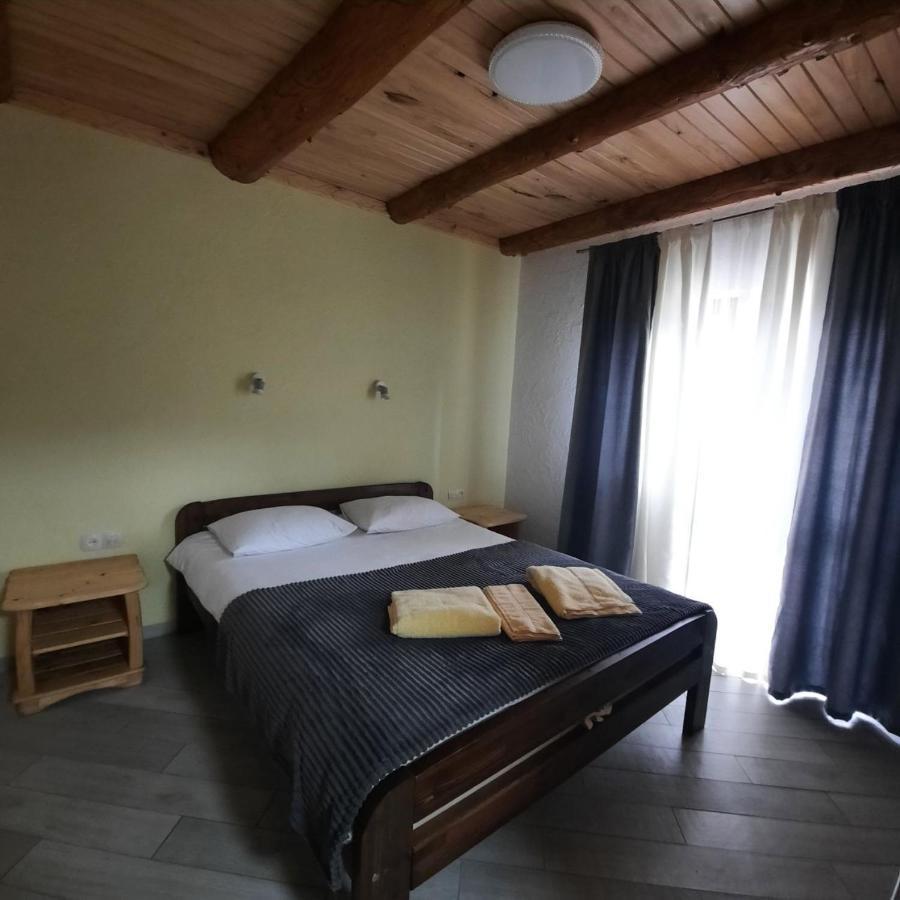 Appartamento Vovna Tatariv Esterno foto